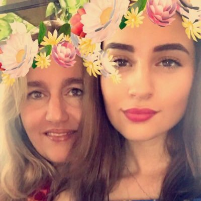 Profile Picture of Lucero Gonzalez (@lucerogq) on Twitter