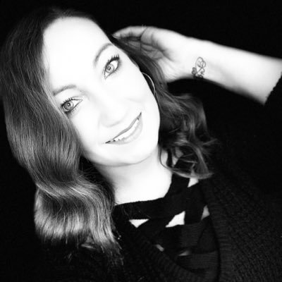 Profile Picture of Kimberly Hatch (@kb_kimberly) on Twitter