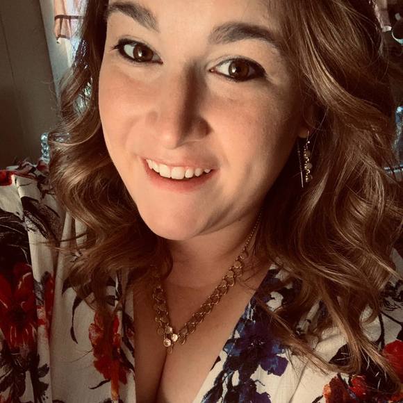 Profile Picture of Jacquelyn Grillo (@jgrillo317) on Poshmark