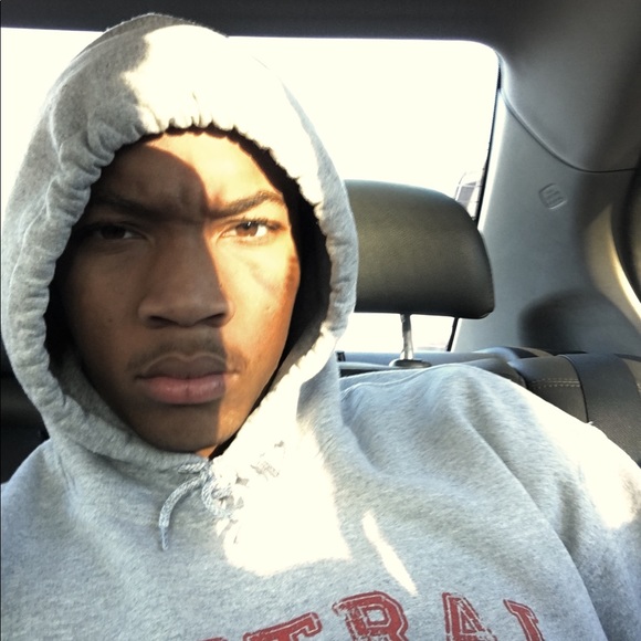 Profile Picture of Marcus Barrow (@mdbarrow21) on Poshmark