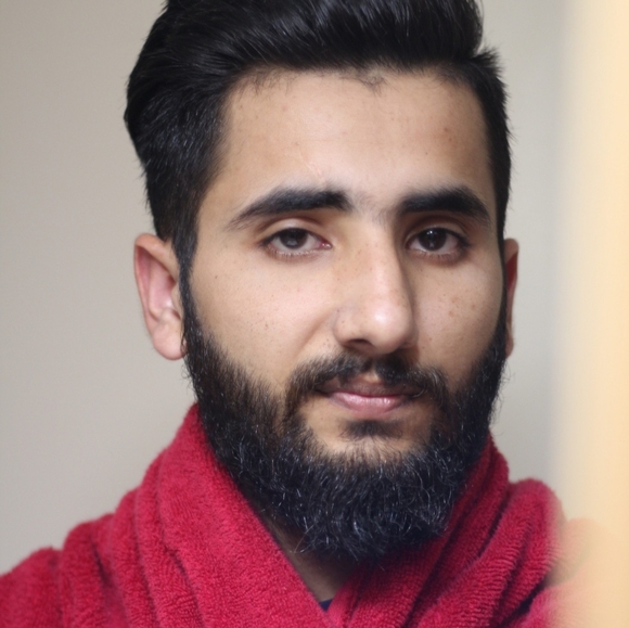 Profile Picture of Jasmail Sran (@jasmailsran13) on Poshmark