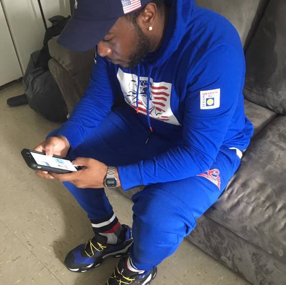 Profile Picture of Robert Ham (@robertham92) on Poshmark