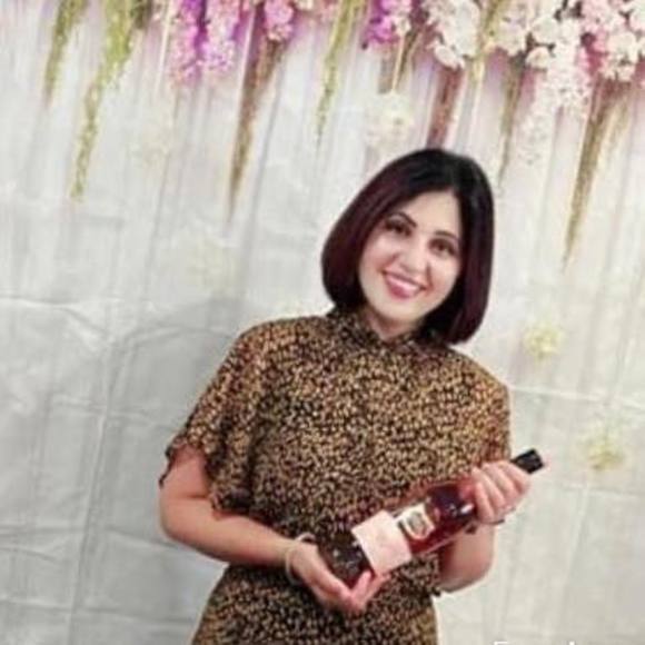 Profile Picture of Mohita Choudhary (@mohitaabrol) on Poshmark