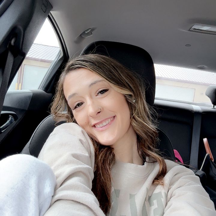 Desiree - Tiktok Profile Picture of Desiree (@desiree.millerr) on Tiktok