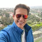 Profile Picture of Jean Fernado (@Jean-Fernado) on Facebook