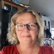Profile Picture of Laurie Mitchell (@laurieolee) on Youtube