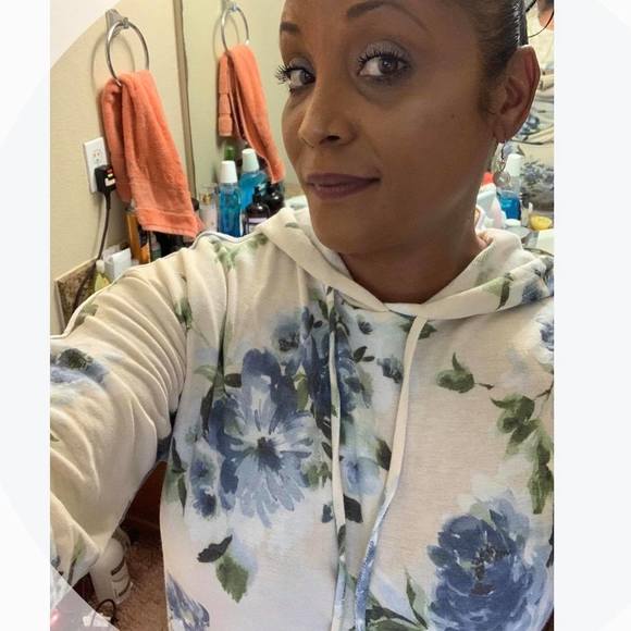 Profile Picture of Kenneth Cotton (@kennethcotton) on Poshmark