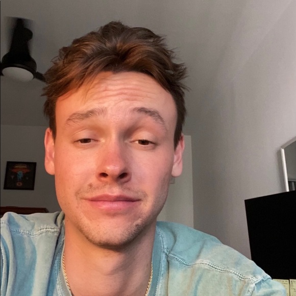 Profile Picture of Cason Mandigo (@casonmandigo) on Poshmark