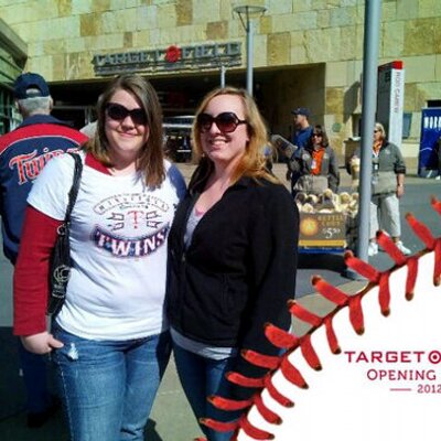 Profile Picture of Andrea Hinds (@ahinds6) on Twitter