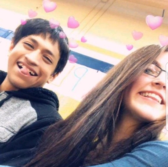 Julia Ridenour - Poshmark Profile Picture of Julia Ridenour (@juliarenee989) on Poshmark