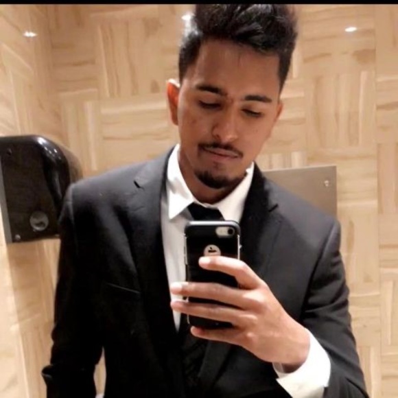 Profile Picture of Alvin Jose (@josealvin22) on Poshmark