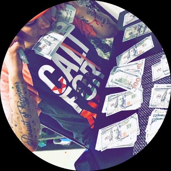 Profile Picture of Danny Rangel (@drangel87805) on Poshmark