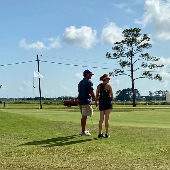 Profile Picture of Allison Edwards (@ampike6) on Poshmark