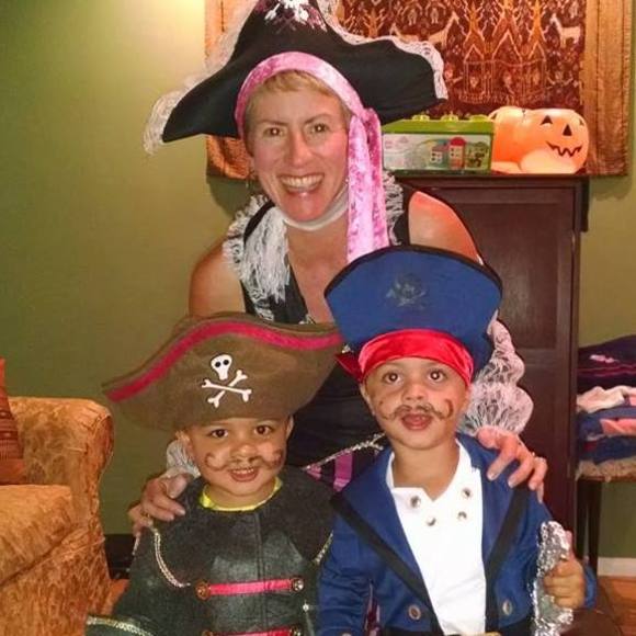 Profile Picture of Stacy Chapman (@travelerstacy) on Poshmark