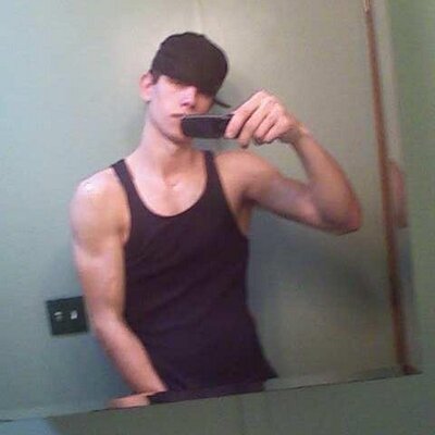 Profile Picture of Mike Zemaitis (@99Chevy) on Twitter