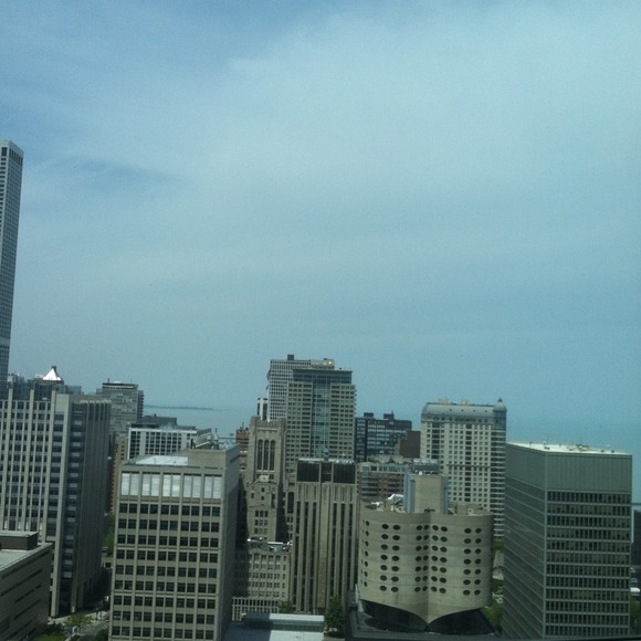 Profile Picture of Ashley Halliburton (@ahalliburton) on Poshmark