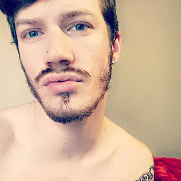 Steven Kellerhouse - Poshmark Profile Picture of Steven Kellerhouse (@swkellerhouse) on Poshmark