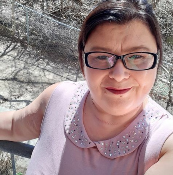 Profile Picture of Iwona Zubek (@iwona604) on Poshmark