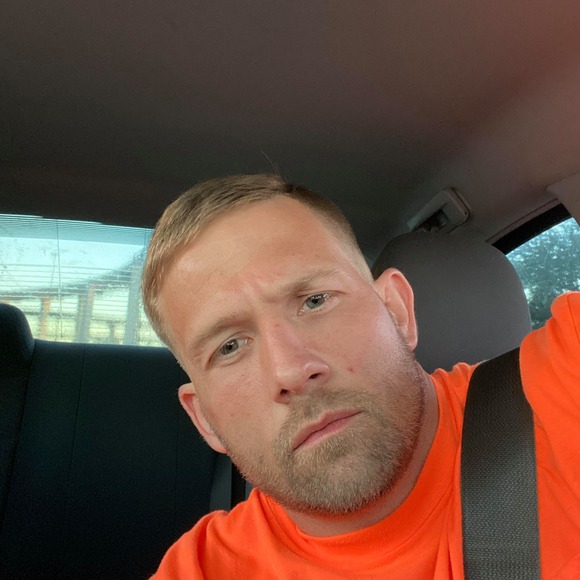 Profile Picture of Sean Monroe (@emailsmmnow) on Poshmark