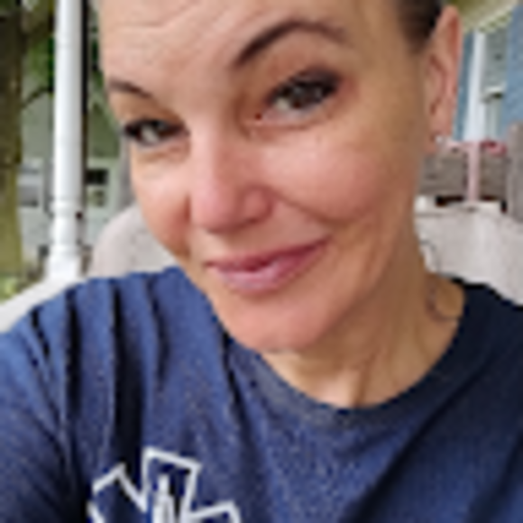 Profile Picture of Dennise Rice (@denniserice) on Poshmark