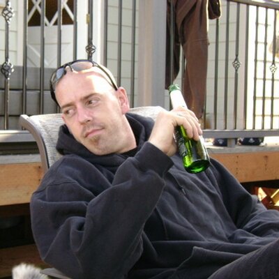 Profile Picture of Bobby Tate (@BobbyT74) on Twitter