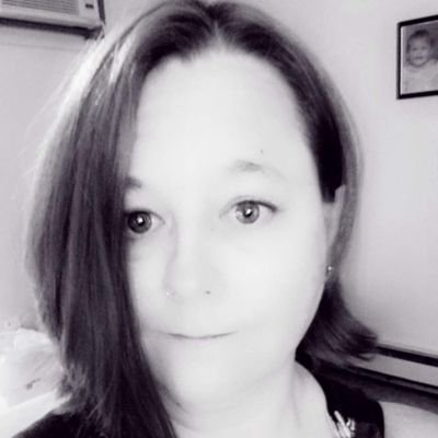 Profile Picture of Crystal L Barlow Kerr (@CrystalLBarlow1) on Twitter