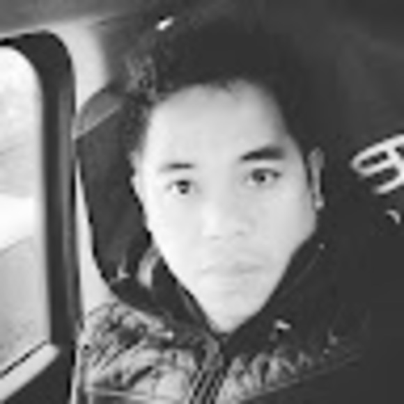 Profile Picture of Jomari Jomari (@jomariolvis) on Poshmark