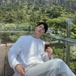 Profile Picture of 젊은 차인나는 내 인생에서 매우 진지한 사람입니다 🥳🥳💗 (@woald_james) on Instagram