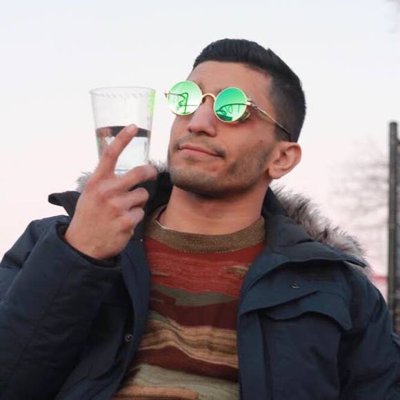 Profile Picture of Hamoon Shokoohinia (@hamoons) on Poshmark