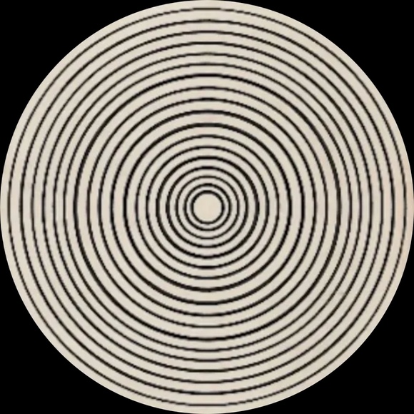 Profile Picture of Slimy Aloe (@slimyaloevera) on Poshmark