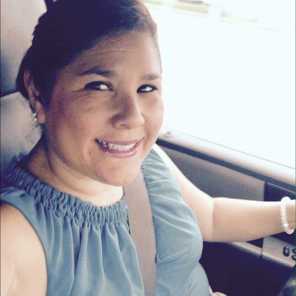 Profile Picture of Lissa Wright (@lissawright) on Poshmark