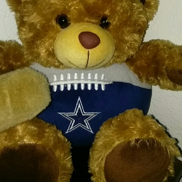 Profile Picture of Juan Sanchez (@tgunnermakes) on Poshmark