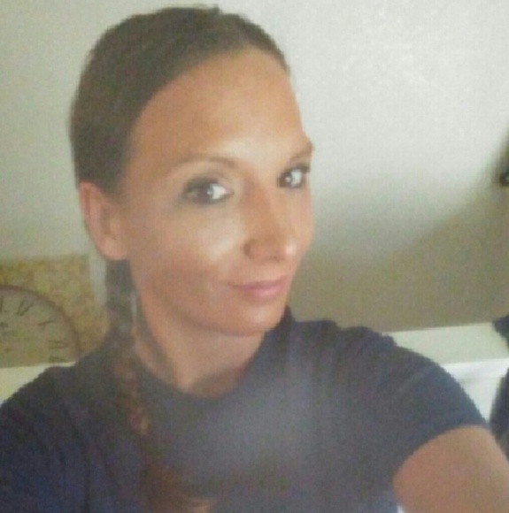 Profile Picture of Kristy Maroon (@kristymaroon) on Poshmark