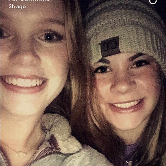 Profile Picture of Darbi Smith (@darbismith_) on Poshmark