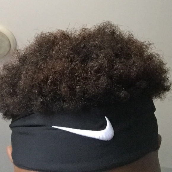 Profile Picture of Jasiah Thaxton (@siaht04) on Poshmark