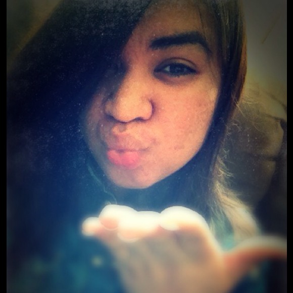 Profile Picture of Karen Buruca (@karebearb) on Poshmark