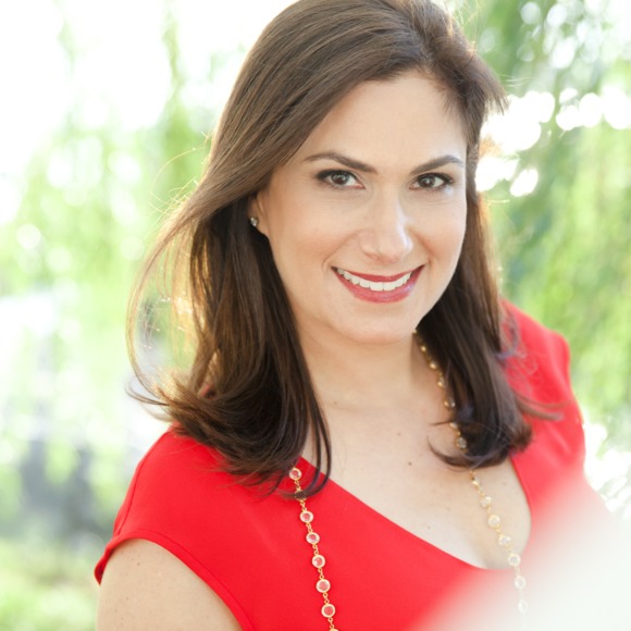 Profile Picture of Debra Bar (@djb8998) on Poshmark