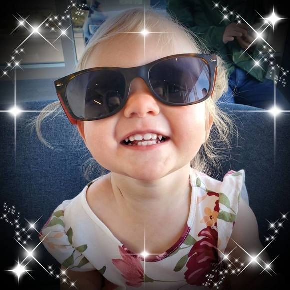 Profile Picture of Randi Olson (@randiolson420) on Poshmark