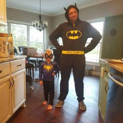 Profile Picture of Yazel (@eyazel) on Twitter