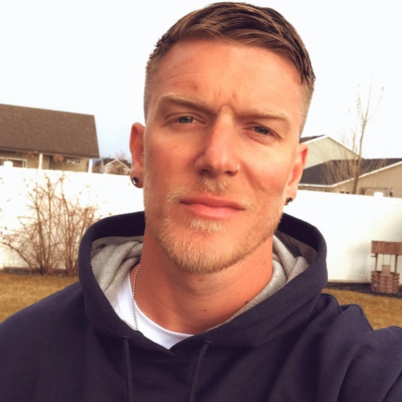 Profile Picture of Brent Wickham (@brossw) on Poshmark