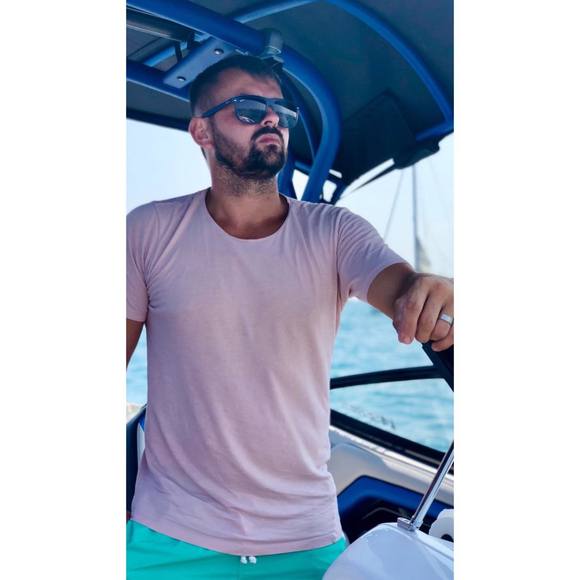 Profile Picture of Rafal Walaszek (@rafalwalaszek) on Poshmark