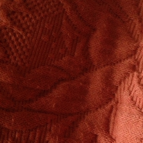 Profile Picture of Renee Rasnick (@rasnickscloset) on Poshmark