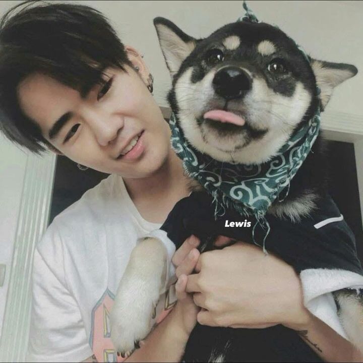 Profile Picture of TonnyJen. (@thunhnasvery2) on Tiktok