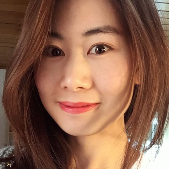 Profile Picture of Yu han Guo (@guoyuhan1220) on Poshmark