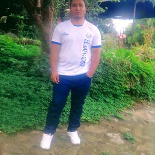 Profile Picture of Mauricio Coreas (@mauricio.coreas.33) on Facebook