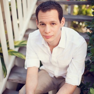 Profile Picture of David Arbor (@editorarbor) on Twitter