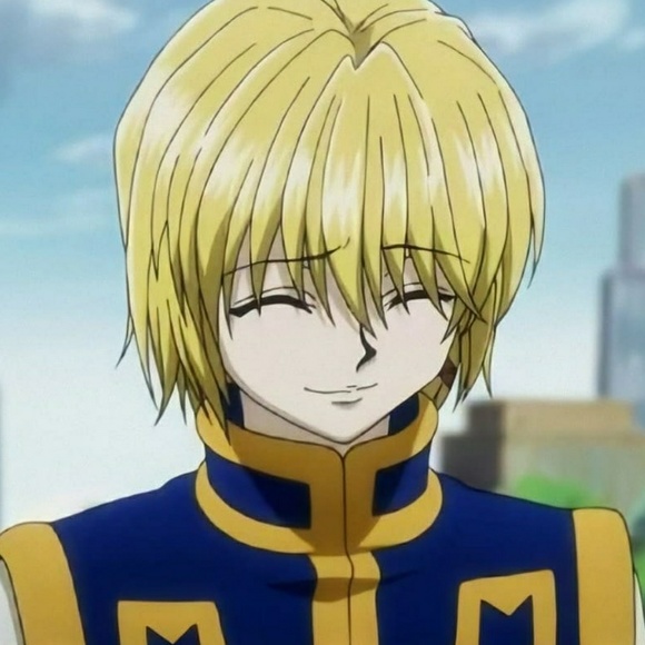 Profile Picture of Ashly Lopez (@avshly) on Poshmark