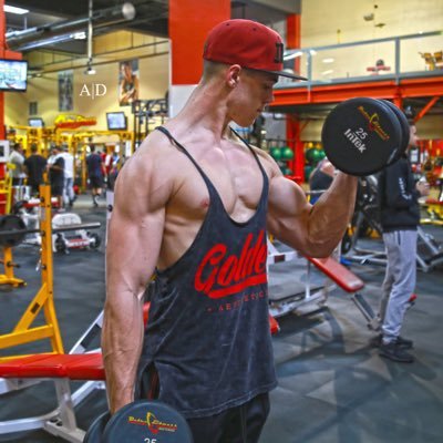 Profile Picture of TCarbone (@Ty_bone25) on Twitter