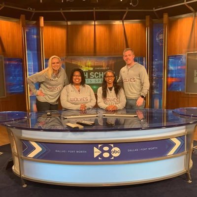 Profile Picture of Kit Kyle Martin (@JulieUpnext21) on Twitter