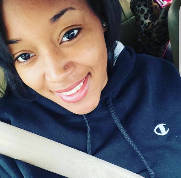 Profile Picture of Crystal Perth (@crystal__90) on Poshmark